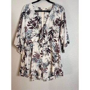 AUDREY 3+1 dolman sleeve peek a boo floral romper sz large